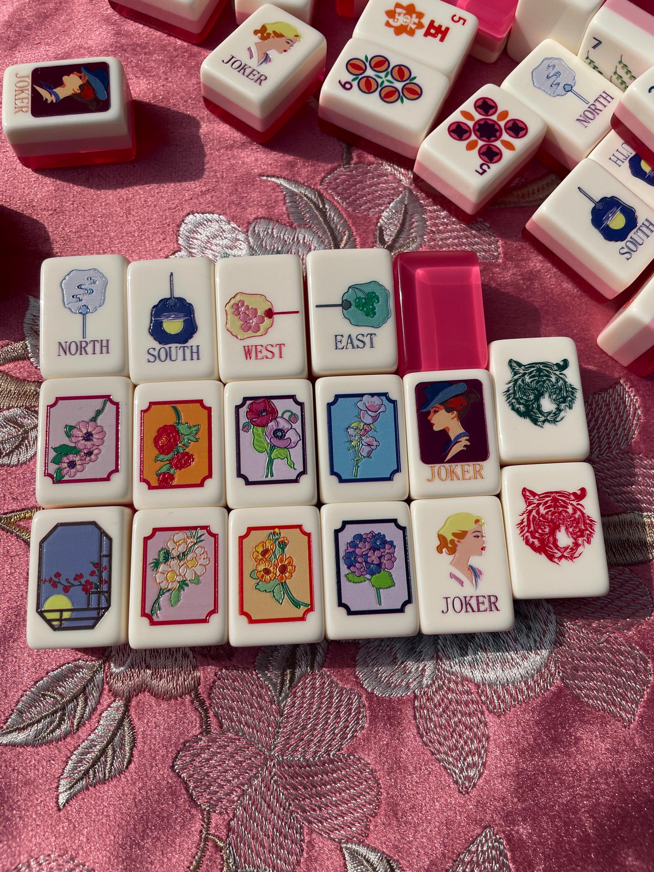 Heirloom Rose American Mahjong Set