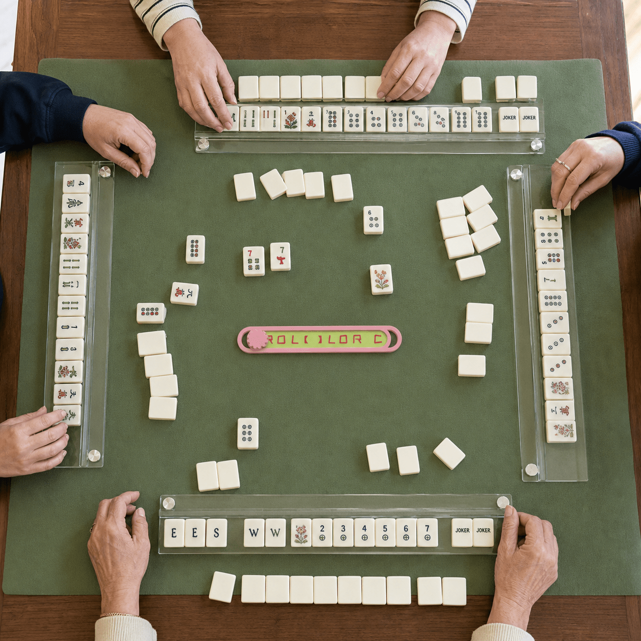 American Mahjong Charleston Tracker with Round Slider