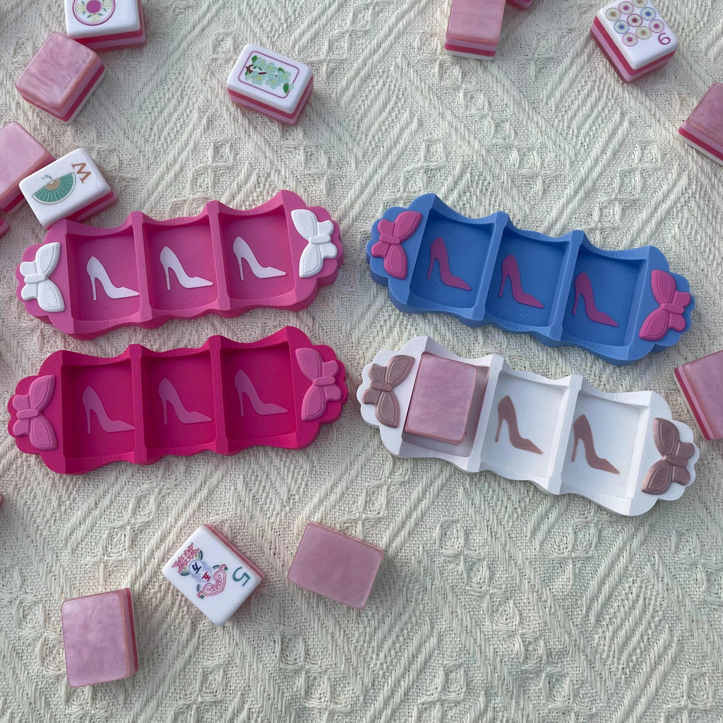 Butterfly High Heel Mahjong Charleston Passer | 3-Tile Passing Tray