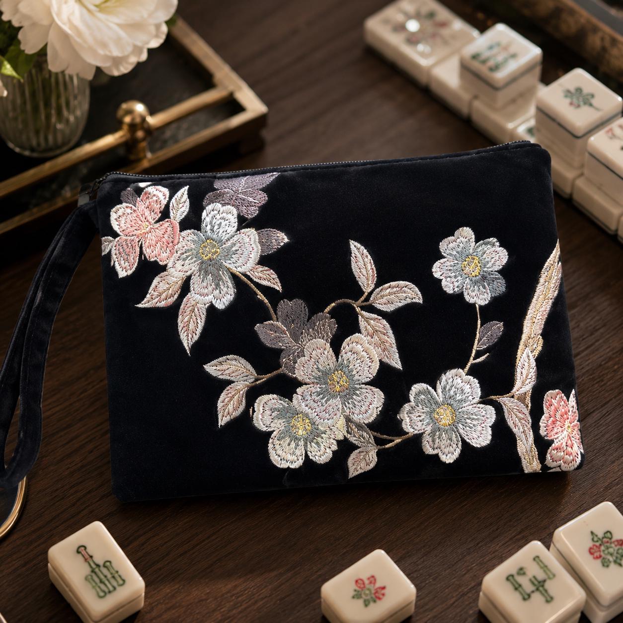 Velvet embroidered mahjong pouch — Autumn Black Velvet